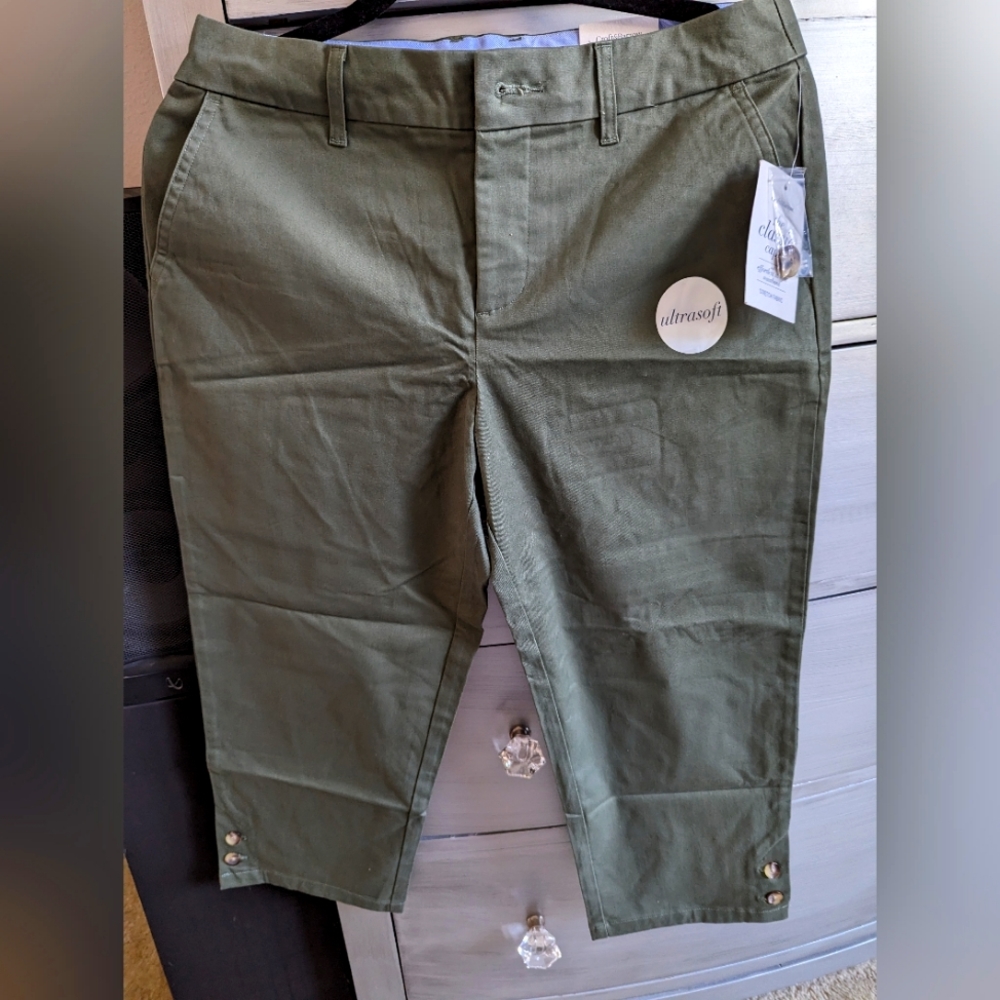 Capri Croft & Barrow Size 6